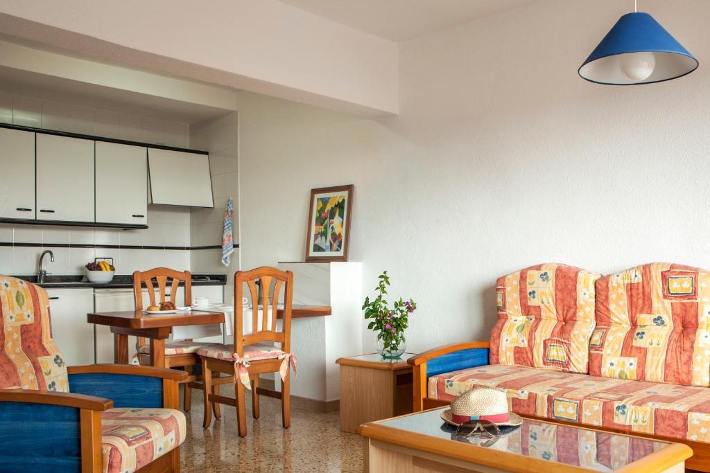 Opción Roulette de Paya Hotels Es Pujols Habitación foto