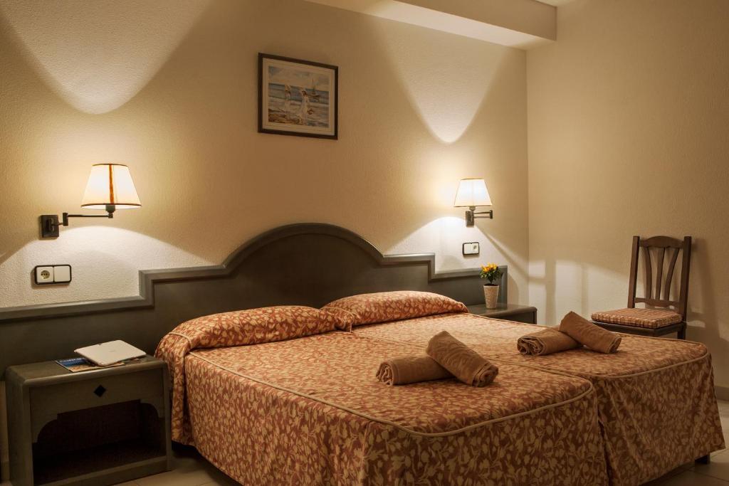 Opción Roulette de Paya Hotels Es Pujols Habitación foto